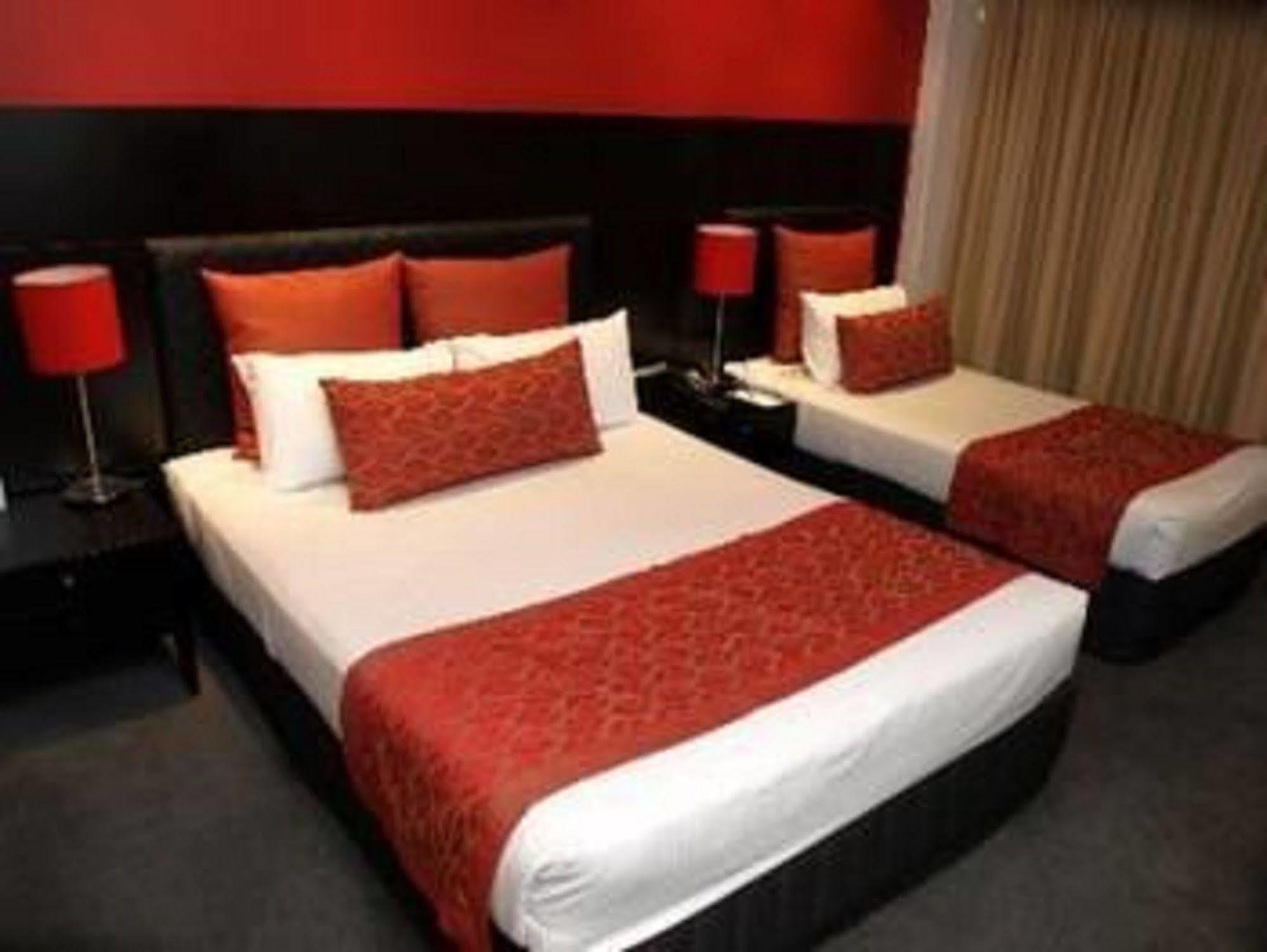 Leichhardt Hotel Rockhampton Esterno foto