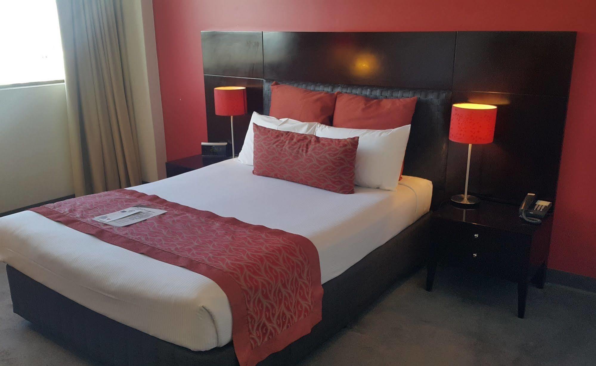 Leichhardt Hotel Rockhampton Esterno foto