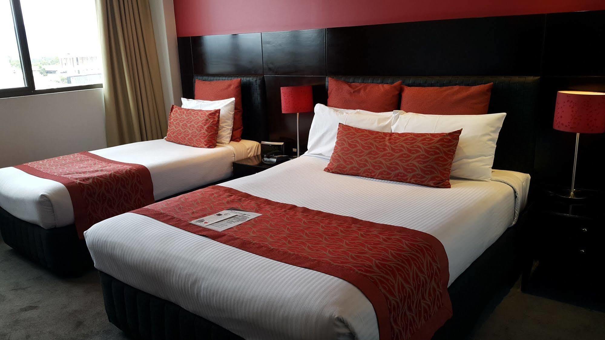 Leichhardt Hotel Rockhampton Esterno foto